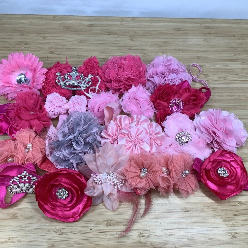 Lot Of 19 Assorted Girl Hair Bows Ribbon and Alligator Clip